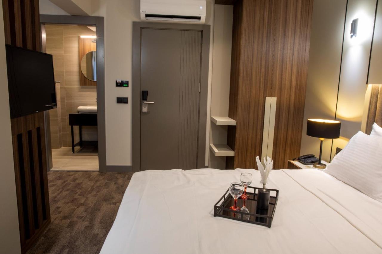 Monalisa Hotels 库萨达斯 外观 照片