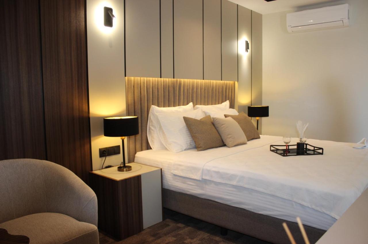 Monalisa Hotels 库萨达斯 外观 照片
