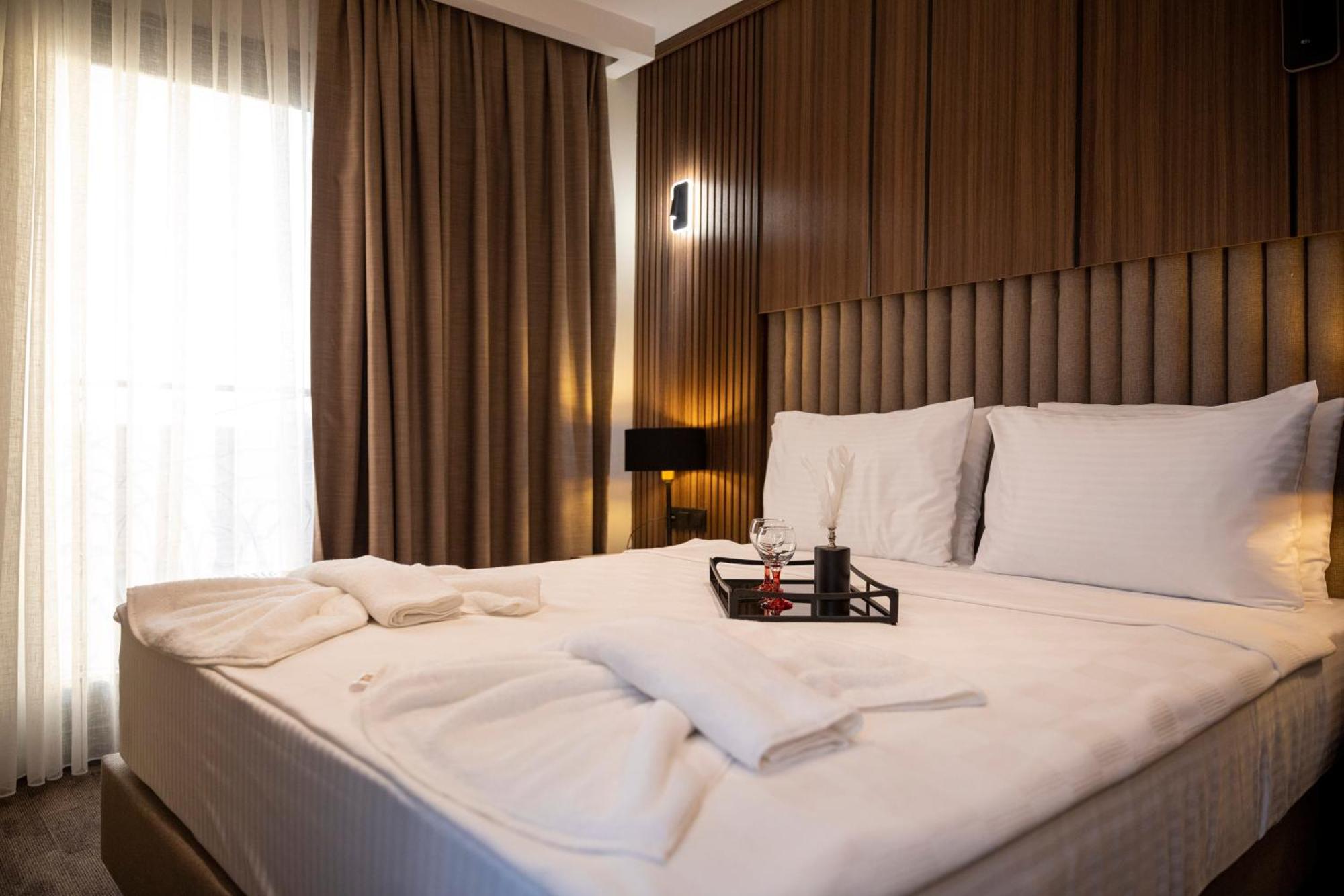 Monalisa Hotels 库萨达斯 外观 照片