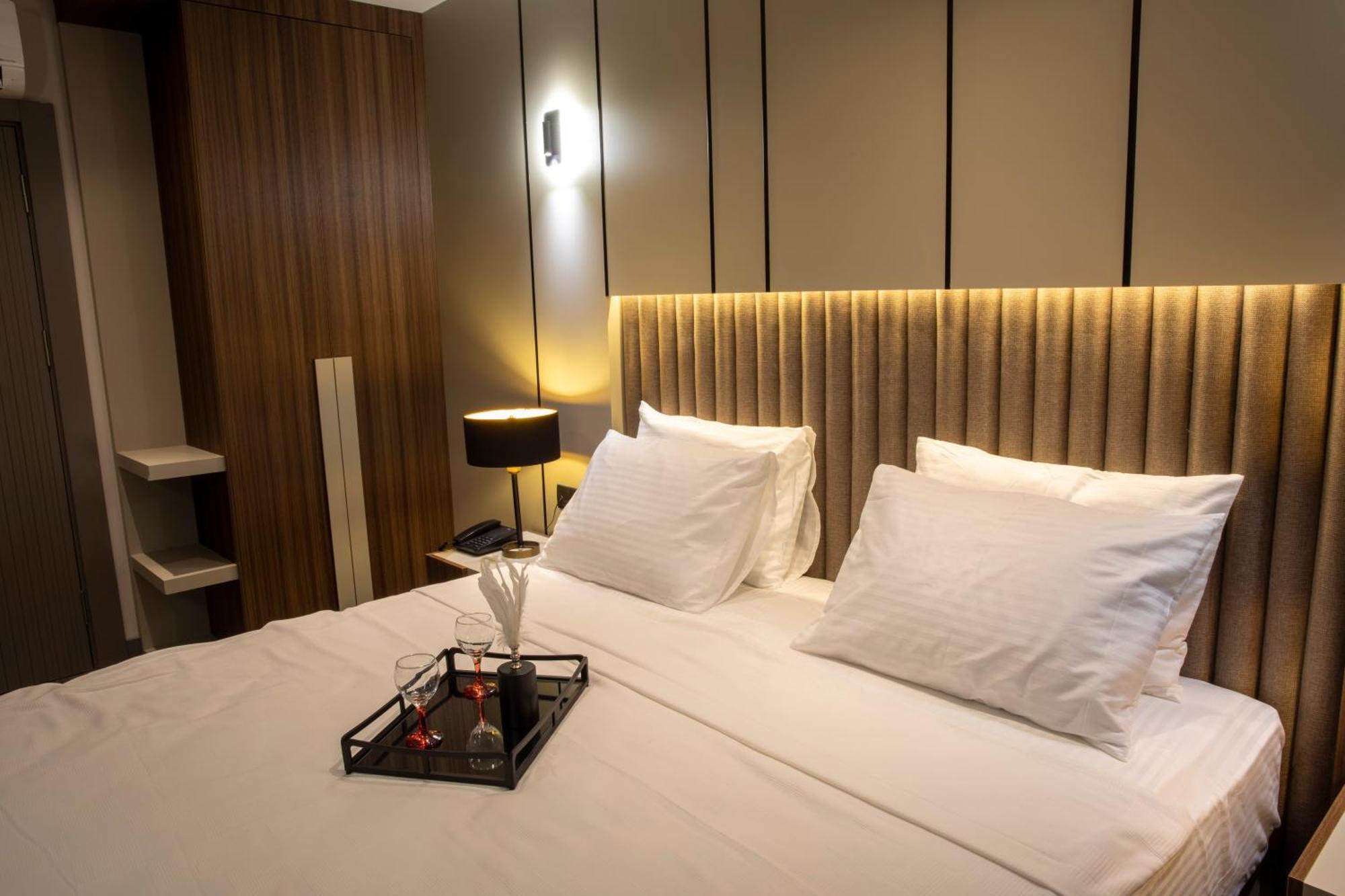 Monalisa Hotels 库萨达斯 外观 照片