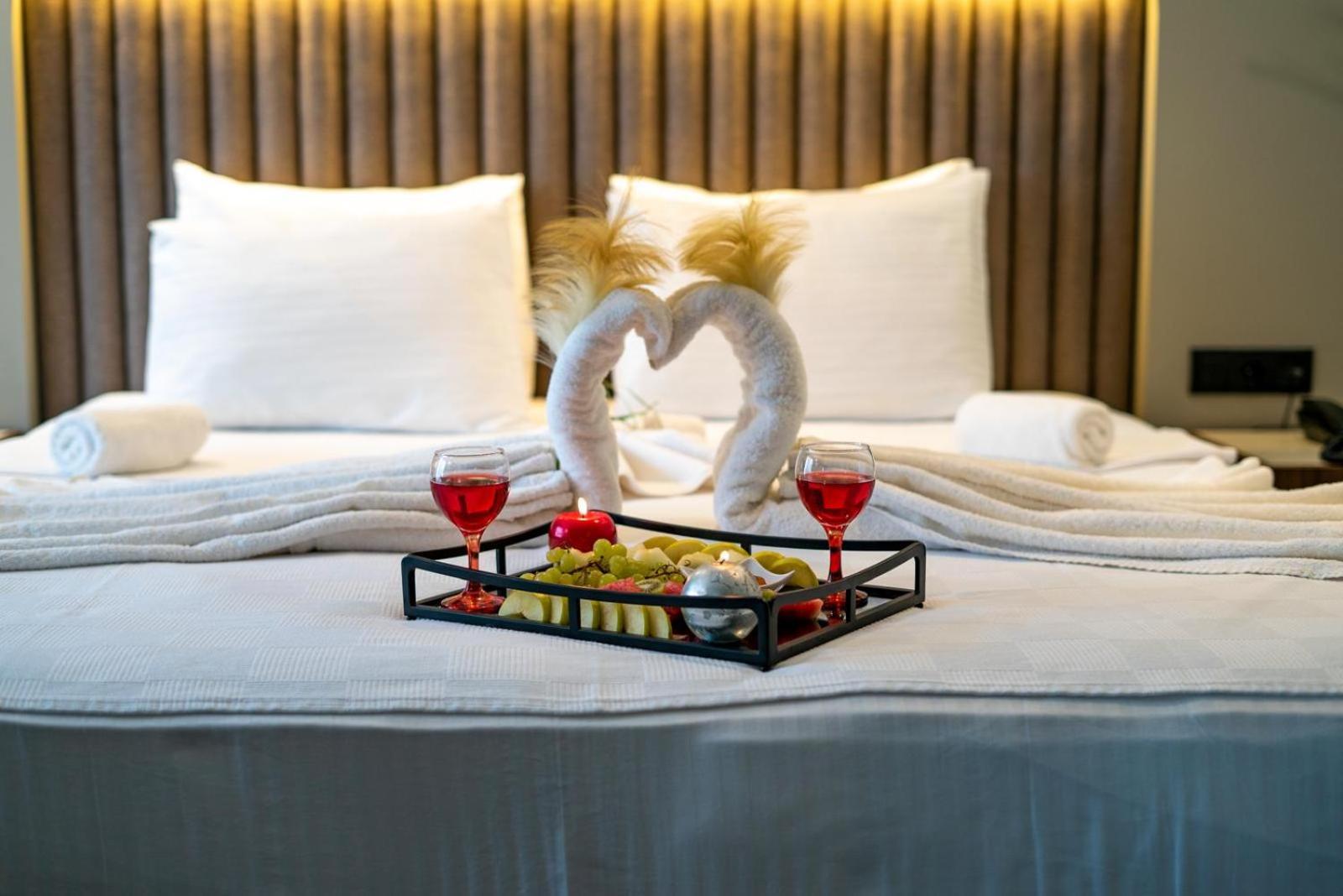 Monalisa Hotels 库萨达斯 外观 照片