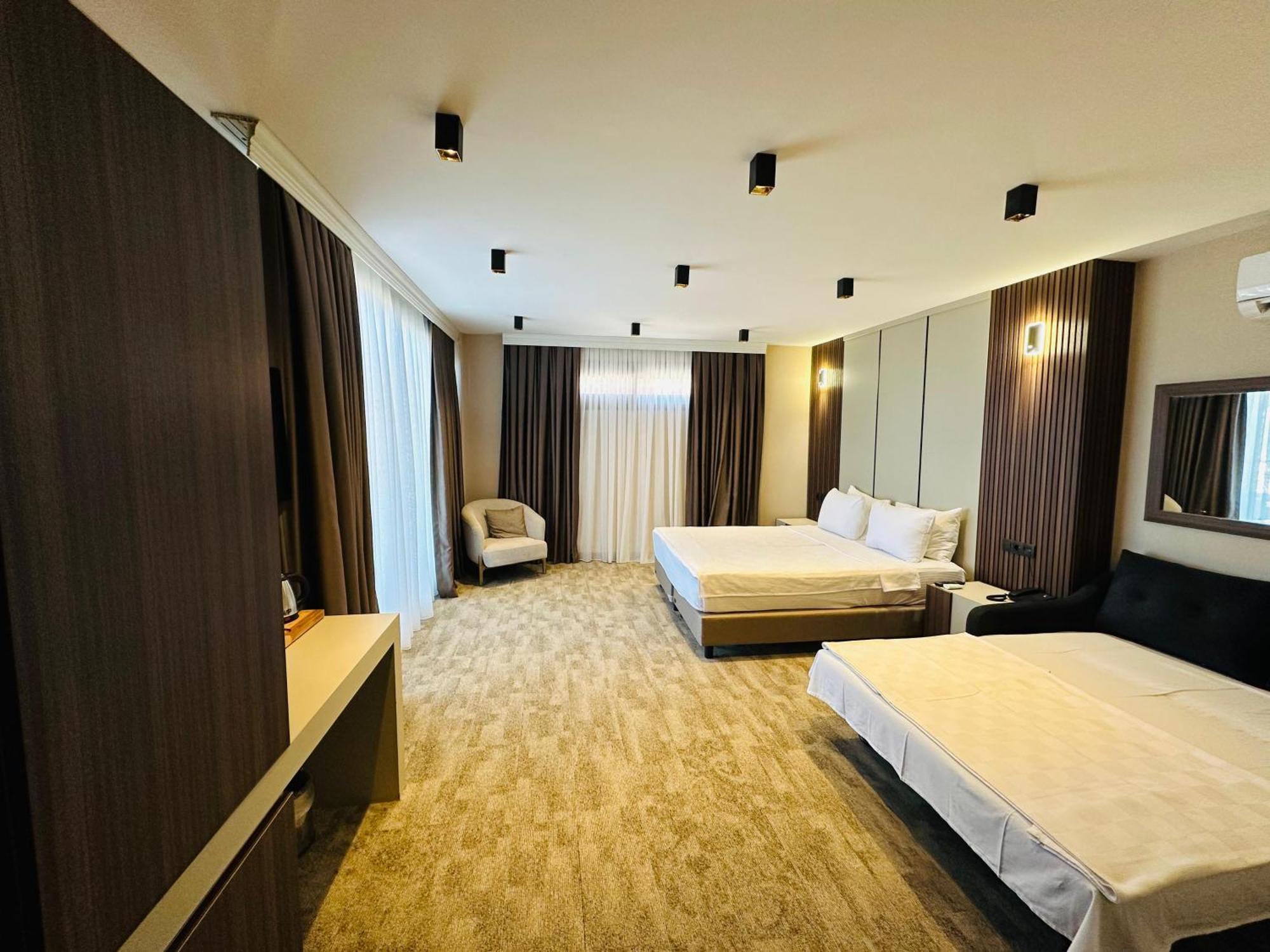 Monalisa Hotels 库萨达斯 外观 照片